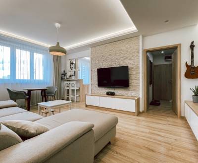 PREDAJ Charizmatický 3 izbový byt s rekonštrukciou v Ružinove