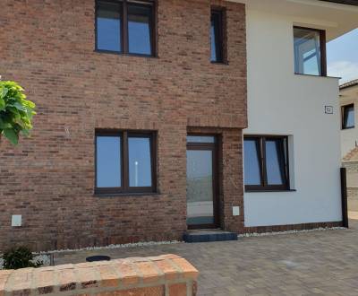Predáme 3 izbový byt v novostavbe v Lužiankach, okr. Nitra