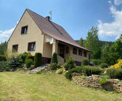 Predaj: Rodinný dom po kompletnej rekonštrukcii v obci Klokočov(049-D)