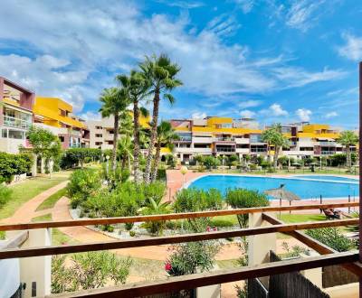 PREDAJ 3 izb.byt s výhľadom na bazén,len 300 metrov od mora,Španielsko