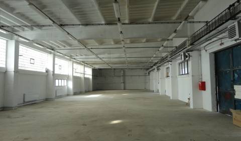 Prenájom výrobno-skladových priestorov - 650 m2, Madunice