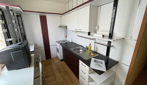 Hollého ulica - 1 izb. byt s balkónom - pôvodný - 66.500€ 