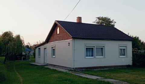 Rodinný dom v obci Okoč- Opatovský Sokolec, okres Dunajská Streda