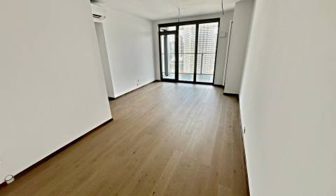 Na predaj 2-izbový apartmán, 59 m², Pribinova ul., EUROVEA TOWER