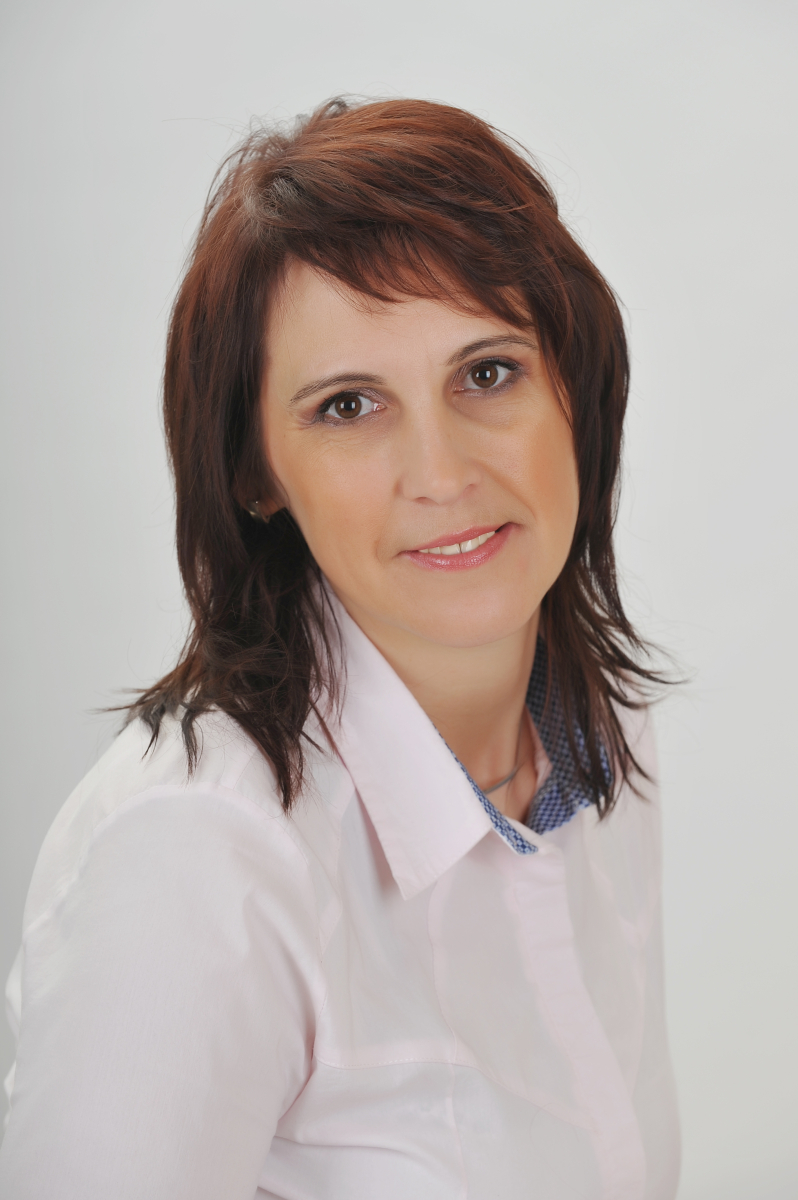  Andrea Špitová, Konateľ