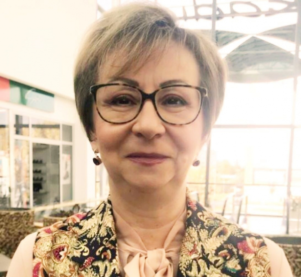 Mgr. Katarína Löfflerová