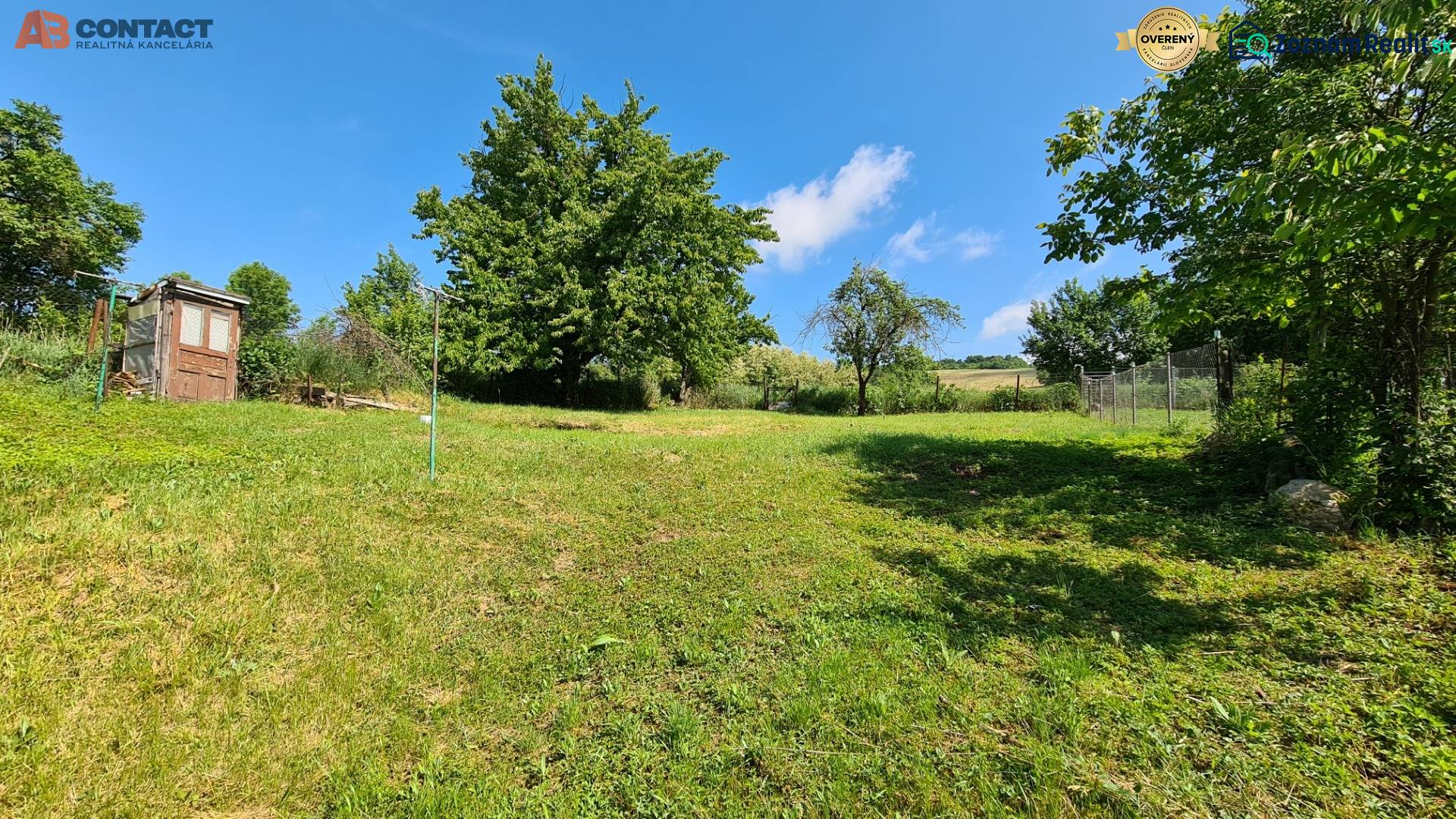 Romantický pozemok s pôvodným domom v obci Hubina - Hubina 82