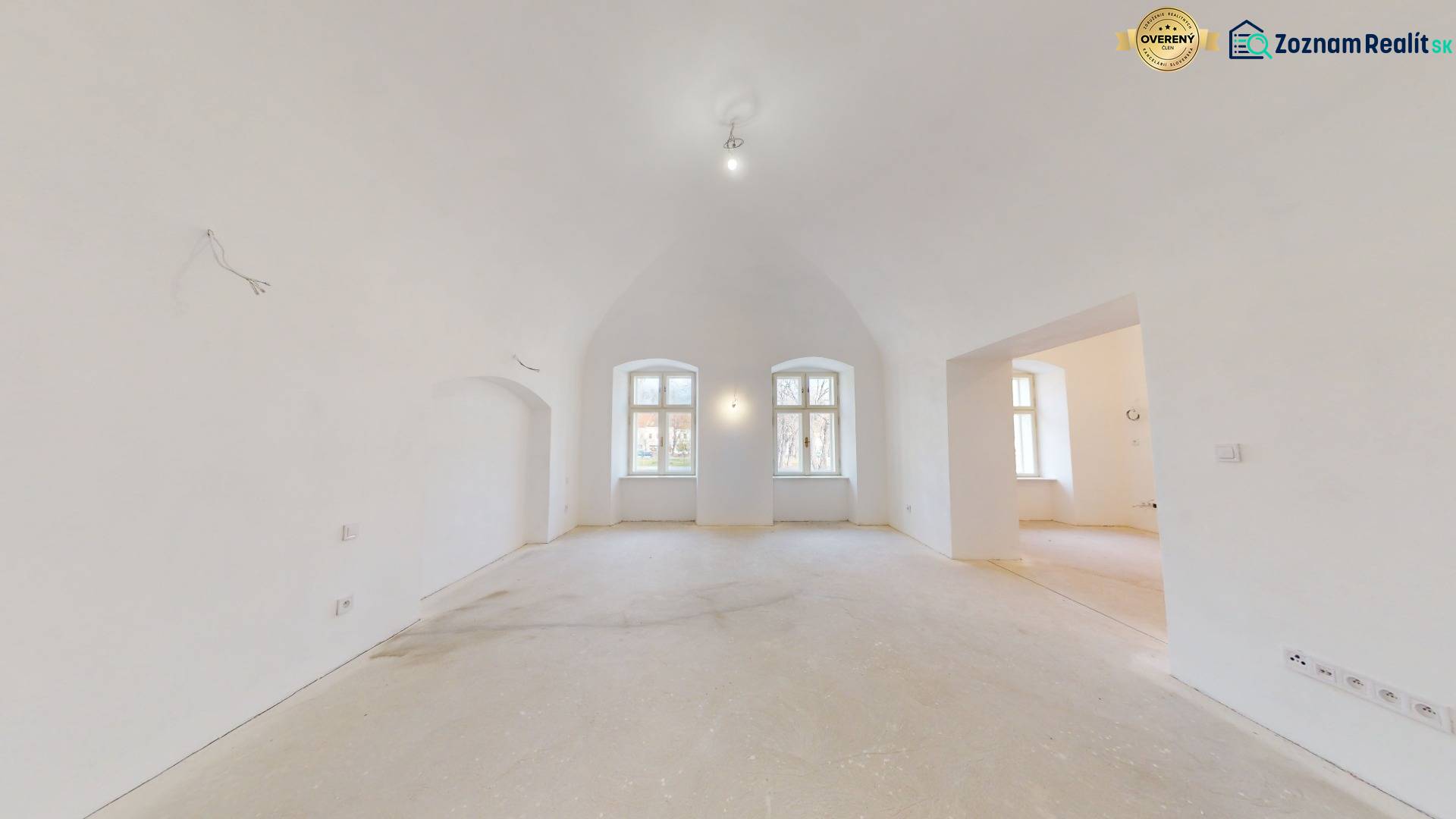 Exkluzívne 2 izbový byt , 83m2, Zimná ul., Spišská Nová Ves - 2.jpg