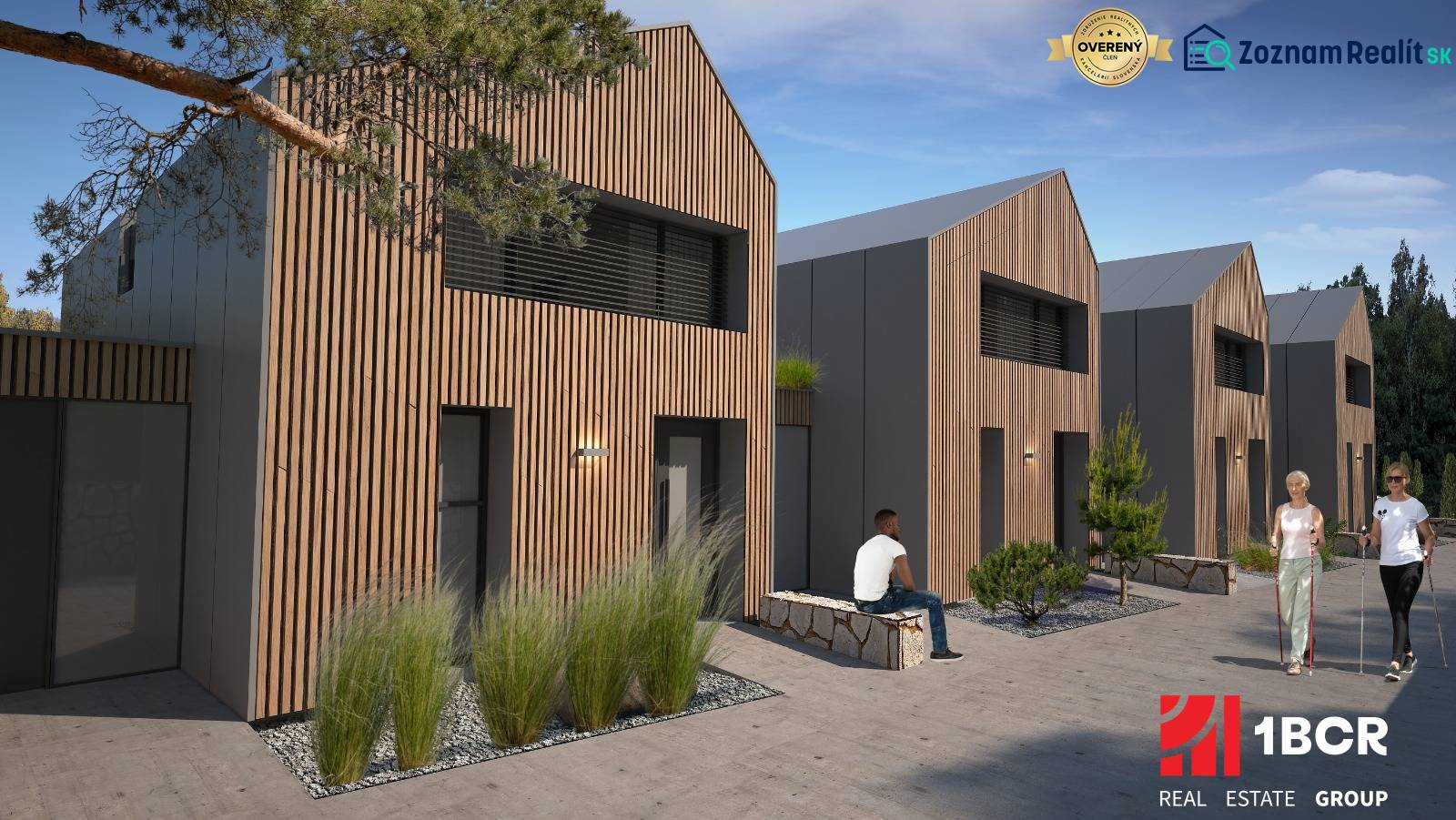 MODERNÉ 3-IZB. RODINNÉ DOMY, ZÁHRADA, SAUNA, TERASA, OBEC TURECKÁ - Rodinný dom v Tureckej s dreveným obkladom, ľudia relaxujú na lavičke.