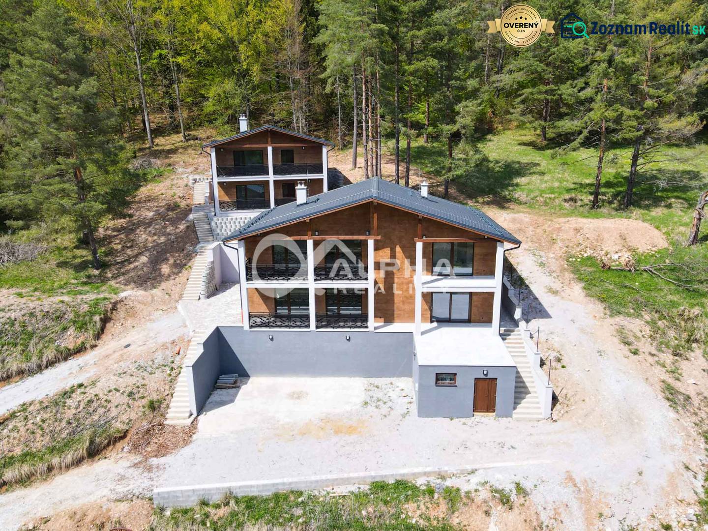 2i apartmány, Poráčska dolina, okres Spišská Nová Ves - Rekreačné apartmány v Poráči obklopené lesným porastom a prírodou, pokojné útočisko.