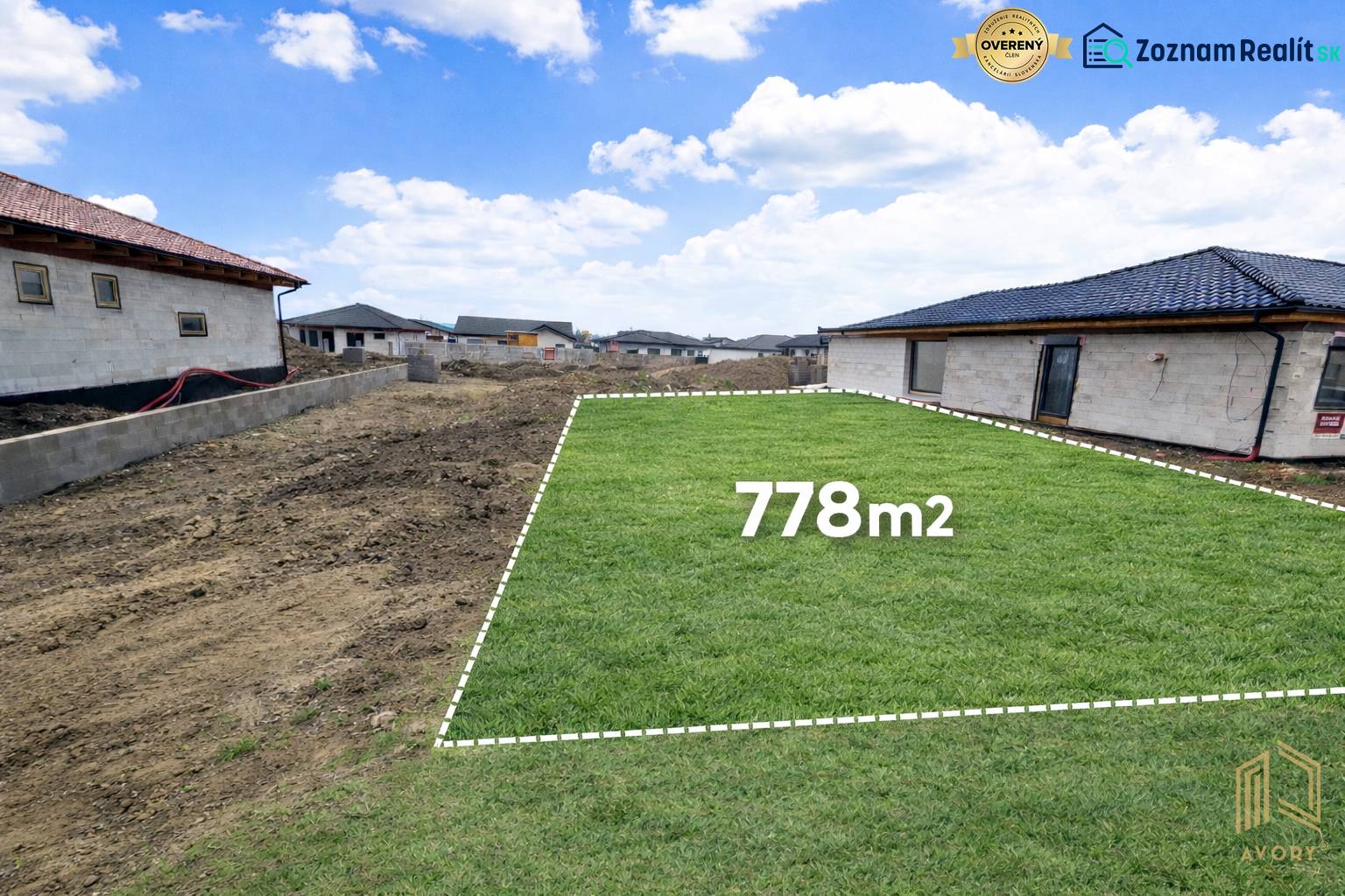 STAVEBNÝ POZEMOK 778m2, SKALICA , JAZERNÉ POLIA - Pozemok na bývanie na Cubínkovej ulici v Skalici s rozlohou 778 m².