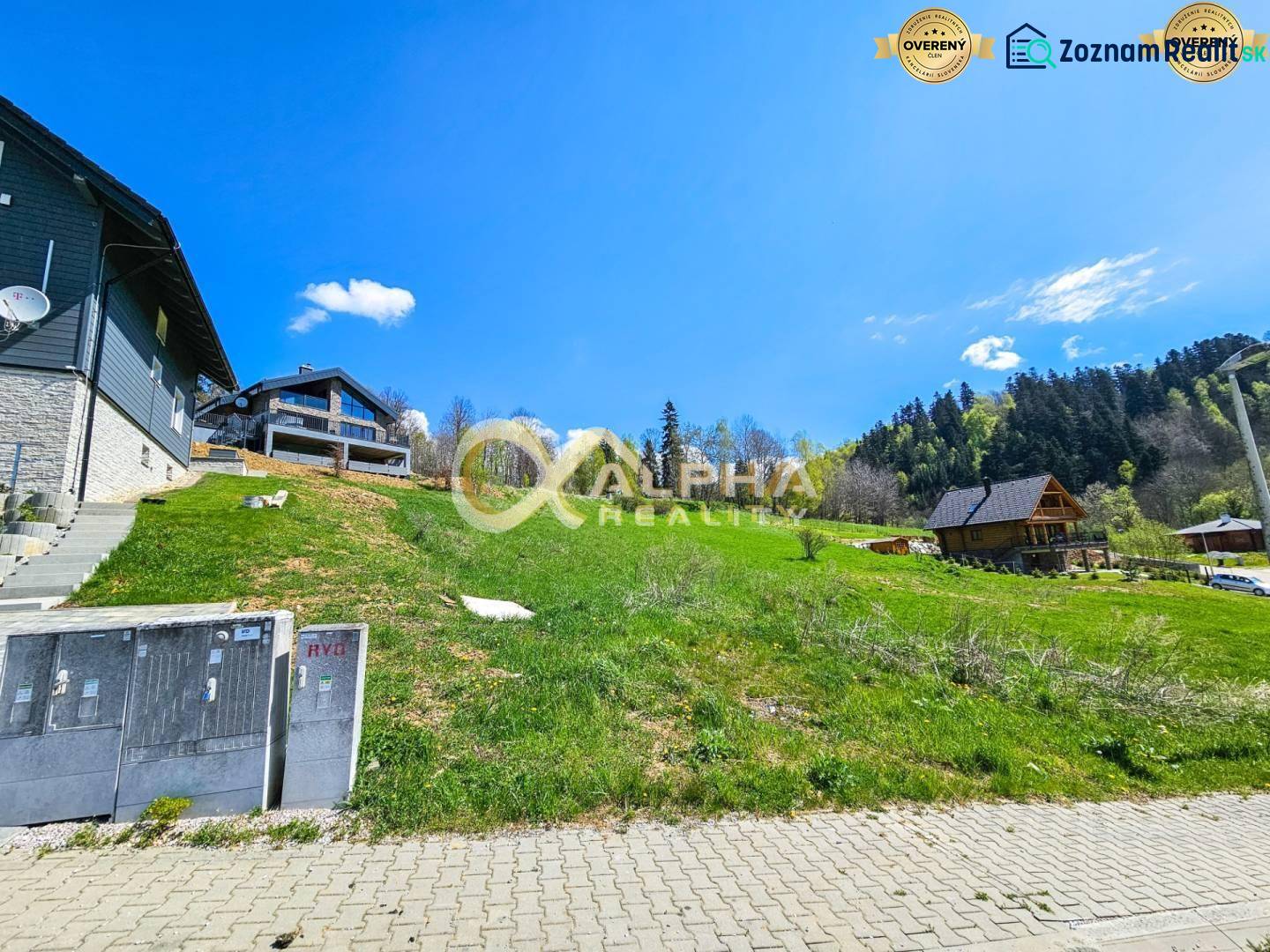 Stavebný pozemok lokalita Slnečná úboč, Levočská Dolina, okres Levoča - Pokojné prostredie v Levoči. Pozemky - bývanie s krásnym výhľadom na okolitú prírodu.