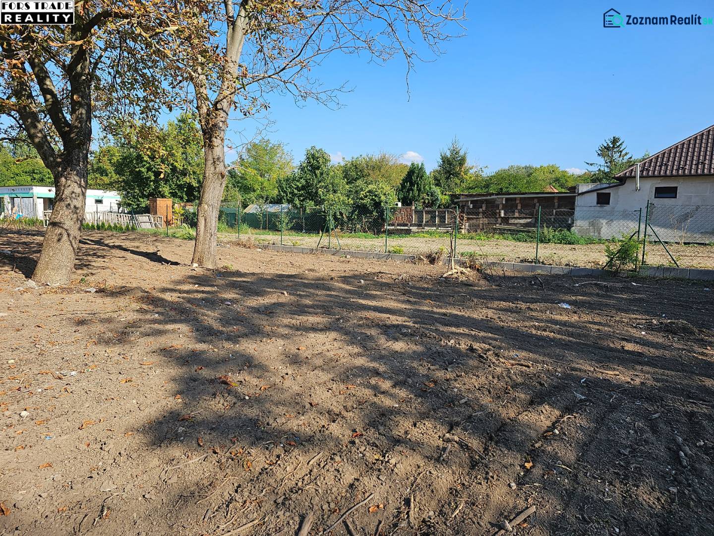 Predáme stavebný pozemok v obci Kajal - 3004m2 - vhodné na 5RD - Záhrada na ulici Stará v Kajali, ideálna na pozemok - bývanie.
