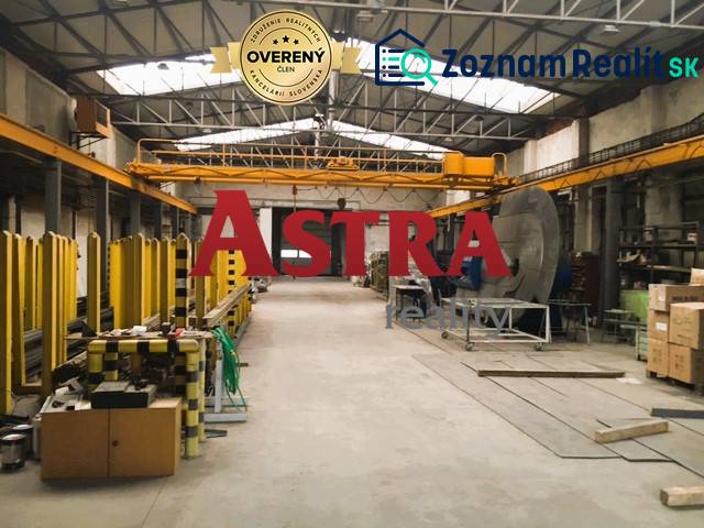 VÝROBNÁ A SKLADOVÁ HALA S PLOCHOU 2 700 m2, SPIŠSKÁ NOVÁ VES - Výrobné priestory v Spišskej Novej Vsi so skladmi a žeriavom, industriálny dizajn.