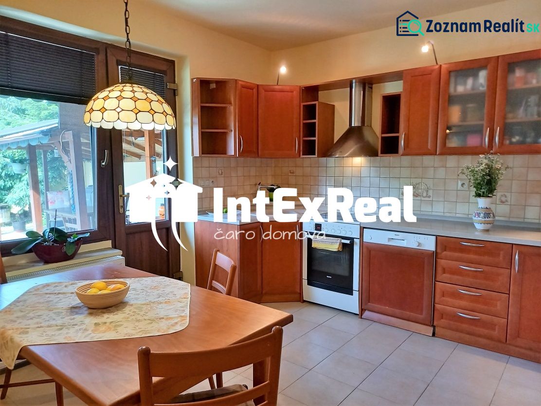 Dom snov, bazén, vinná pivnica, garáže, Mostová  - Dom so všetkým čo si môžeme priať, predaj, Mostová, viac na: https://reality.intexreal.sk/