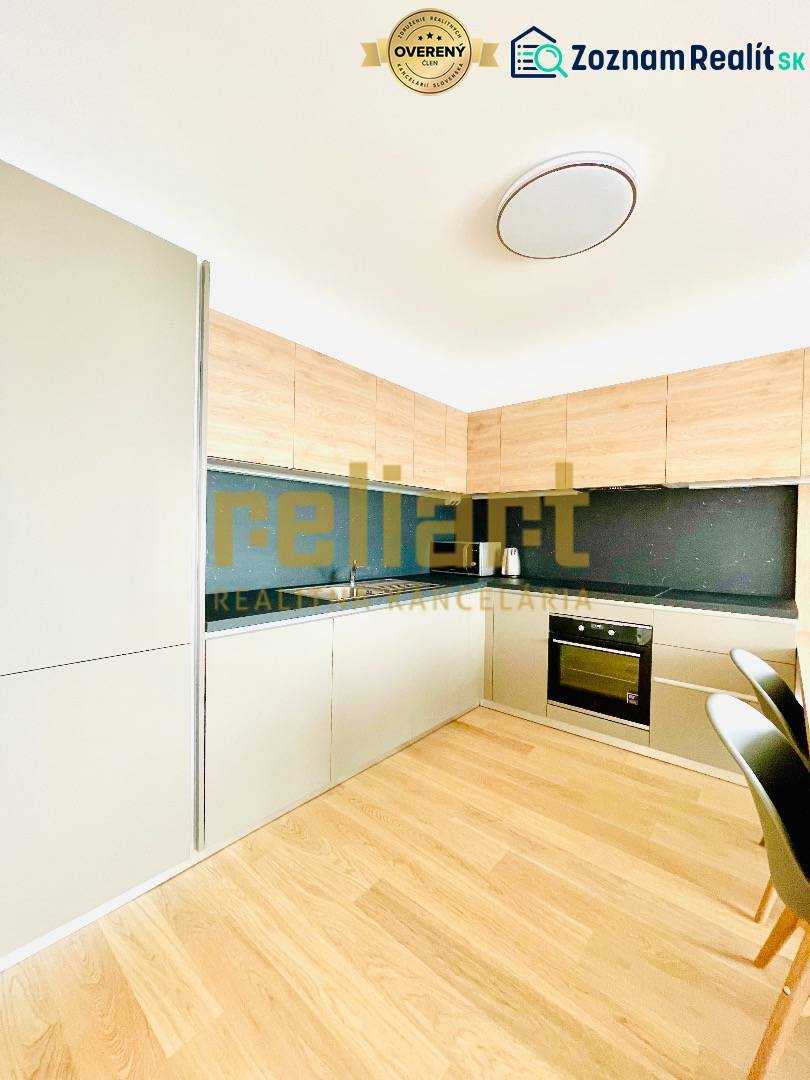 Eurovea: Na prenájom lux., zariadený, 2 byt/eng. text inside - 3