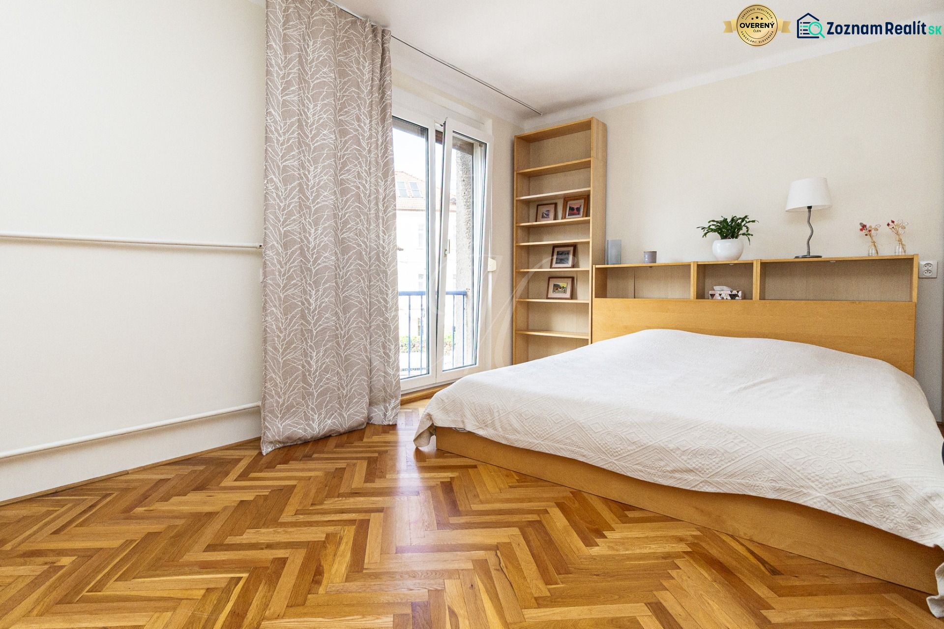 METROPOLITAN I Pekný 2i staromestský byt s balkónom v Starom meste