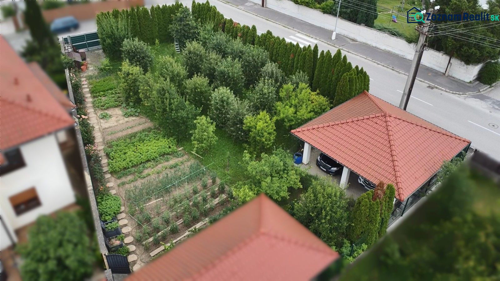 STAVEBNÝ POZEMOK S POVOLENÍM – ZAČNITE STAVAŤ OKAMŽITE Piešťany, 575m2