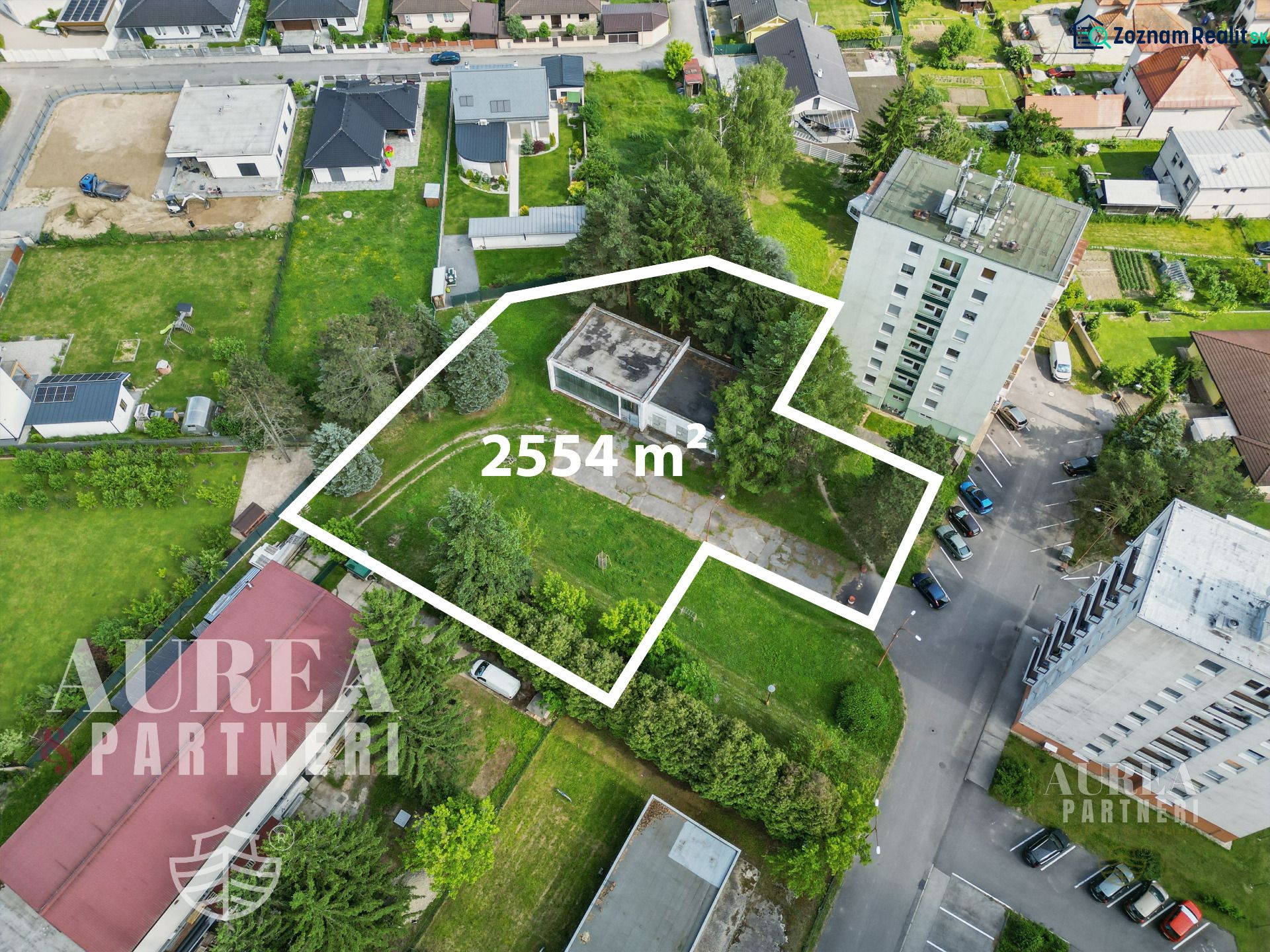 PREDAJ Investičný pozemok 2554 m2 s pripravenými IS určený na výstavbu