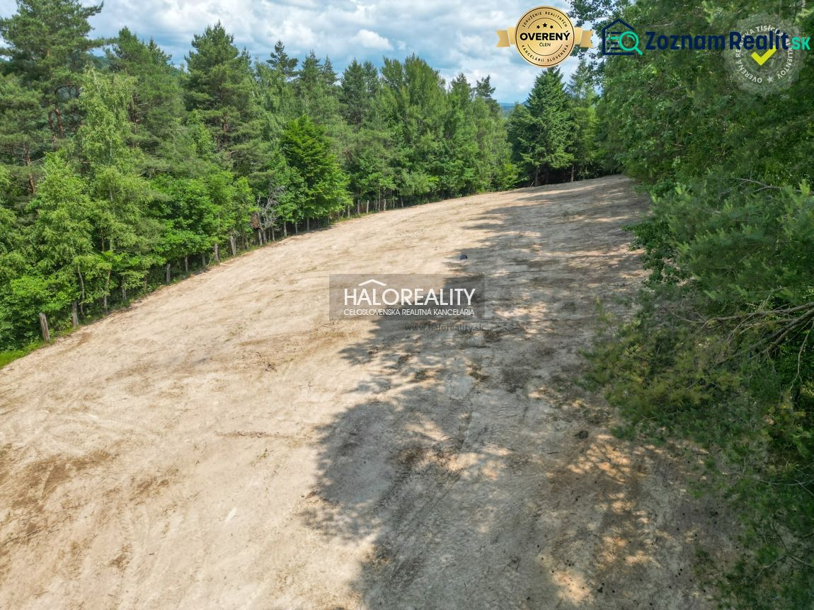 Predaj, orná pôda   4565 m2 Považská Bystrica, Miloc... - Poľnohospodárske a lesné pozemky obklopené lesmi v oblasti Považskej Bystrice, pripravené na využitie.
