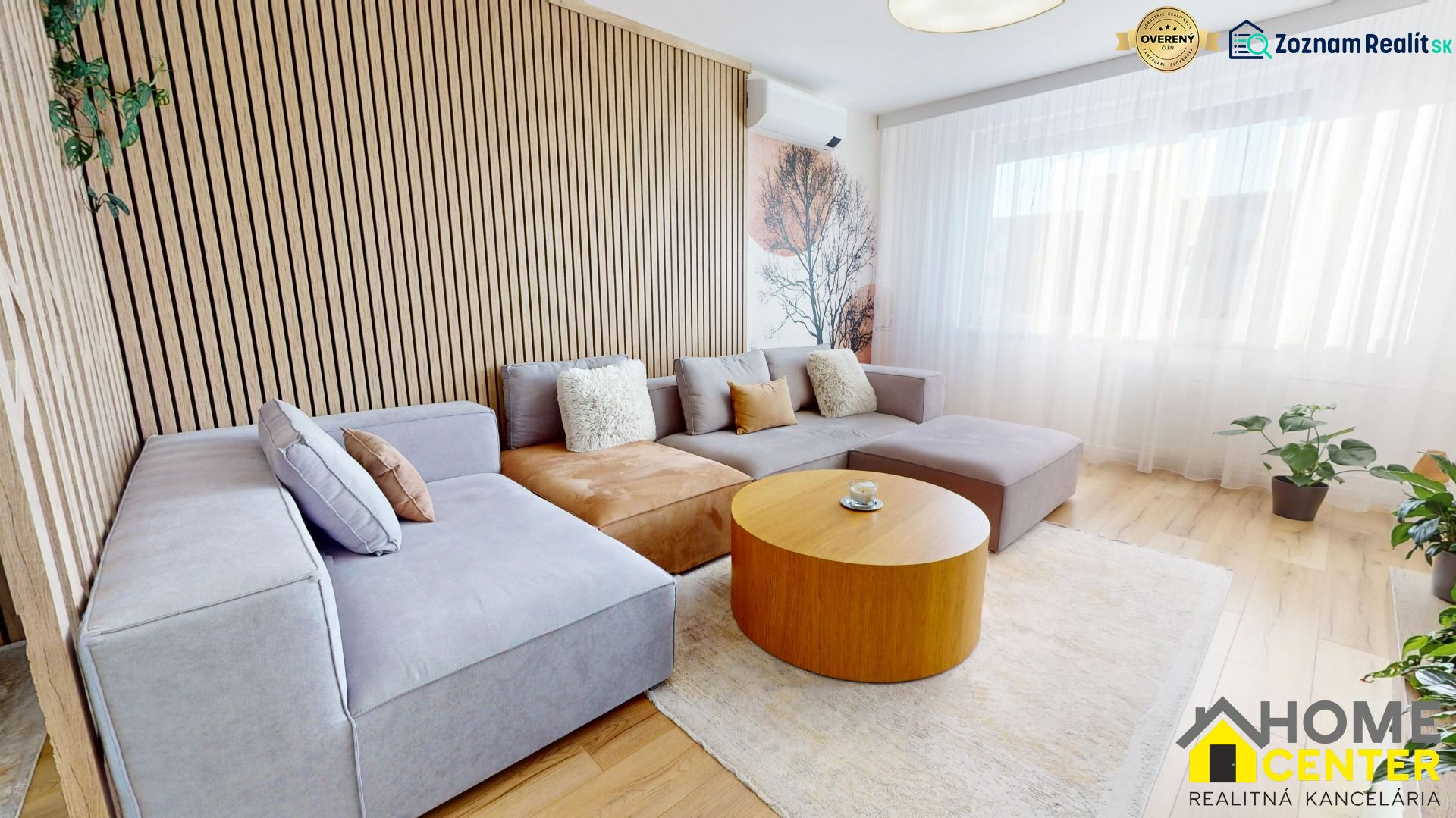 NA PREDAJ 3 izbový, moderný, dizajnový byt v centre - KOMÁRNO