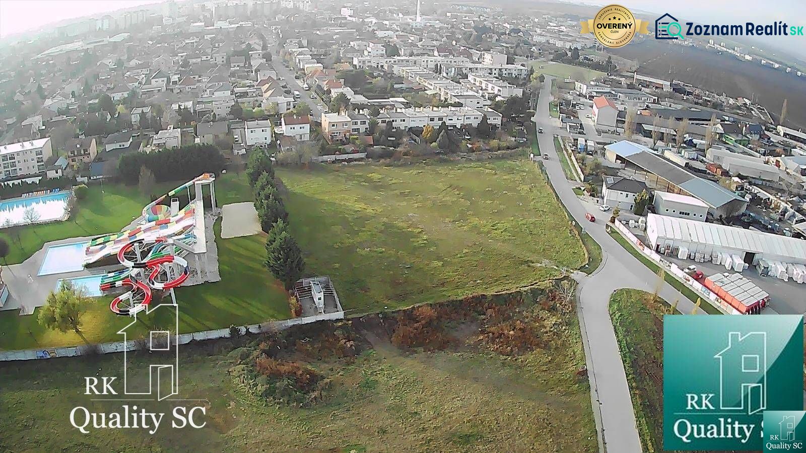 SENEC - NA PREDAJ stavebný pozemok pre šport a rekreáciu aj pre develo - Letecký pohľad na pozemky - bývanie v lokalite Senec, ulica Slnečné jazerá SEVER.