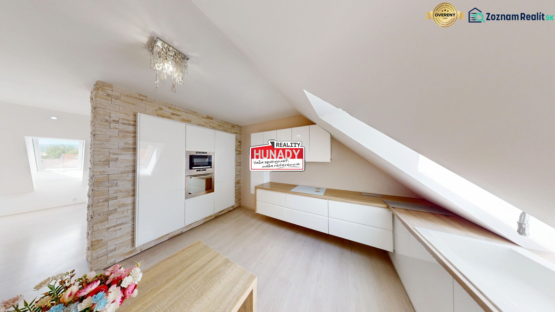 (83 m²) SVETLÝ 3i BYT CENTRUM