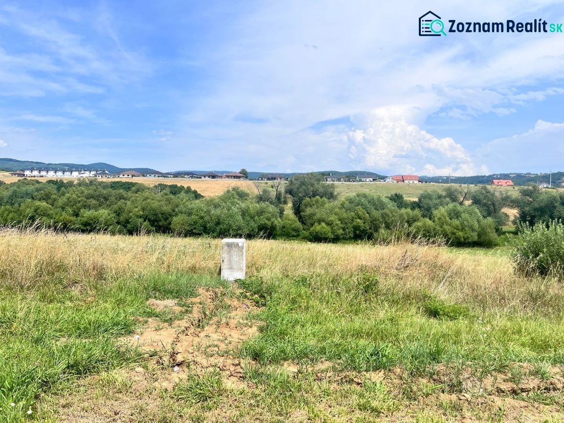 Na predaj stavebný pozemok  - Krupina P052ZL - Krajina s lúkou na pozemkoch pre bývanie v Krupine, okres Krupina, Banskobystrický kraj.