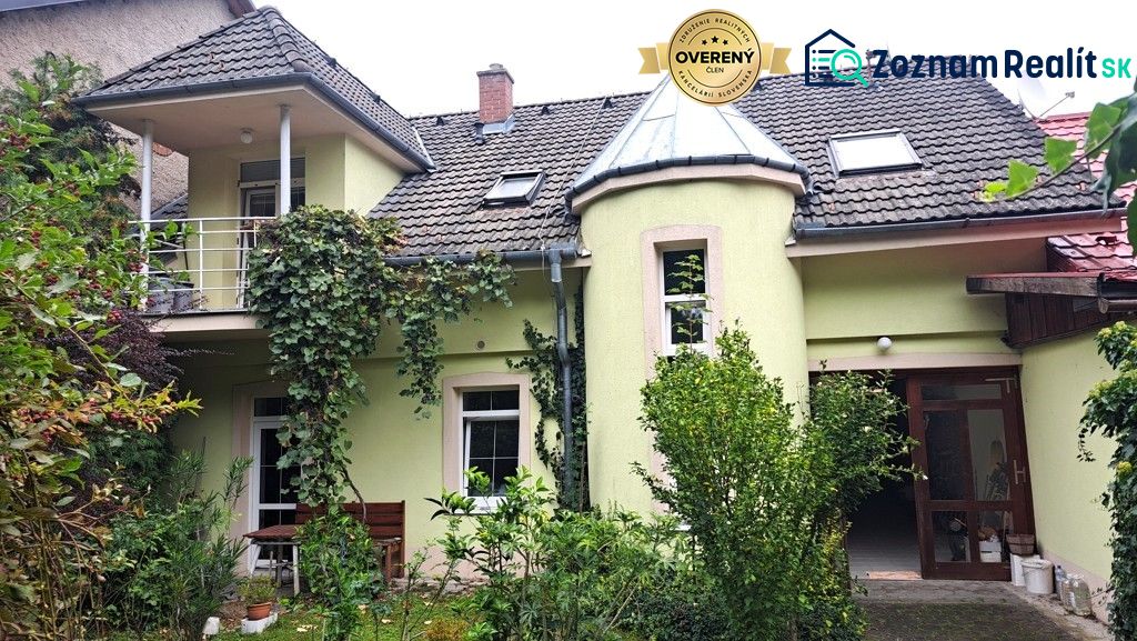 Poschodový rodinný dom v Novej Bani, okres Žarnovica