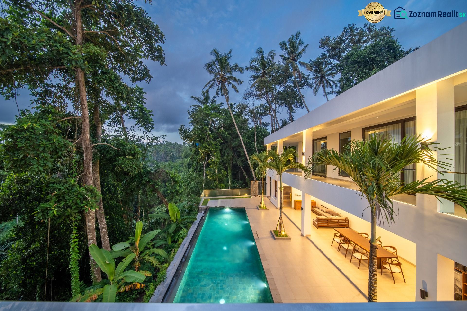 I Na predaj Luxusná vila „Tomma“ v Ubud, Bali - Vila v Bali s bazénom a tropickou záhradou obklopená bujnou zeleňou.