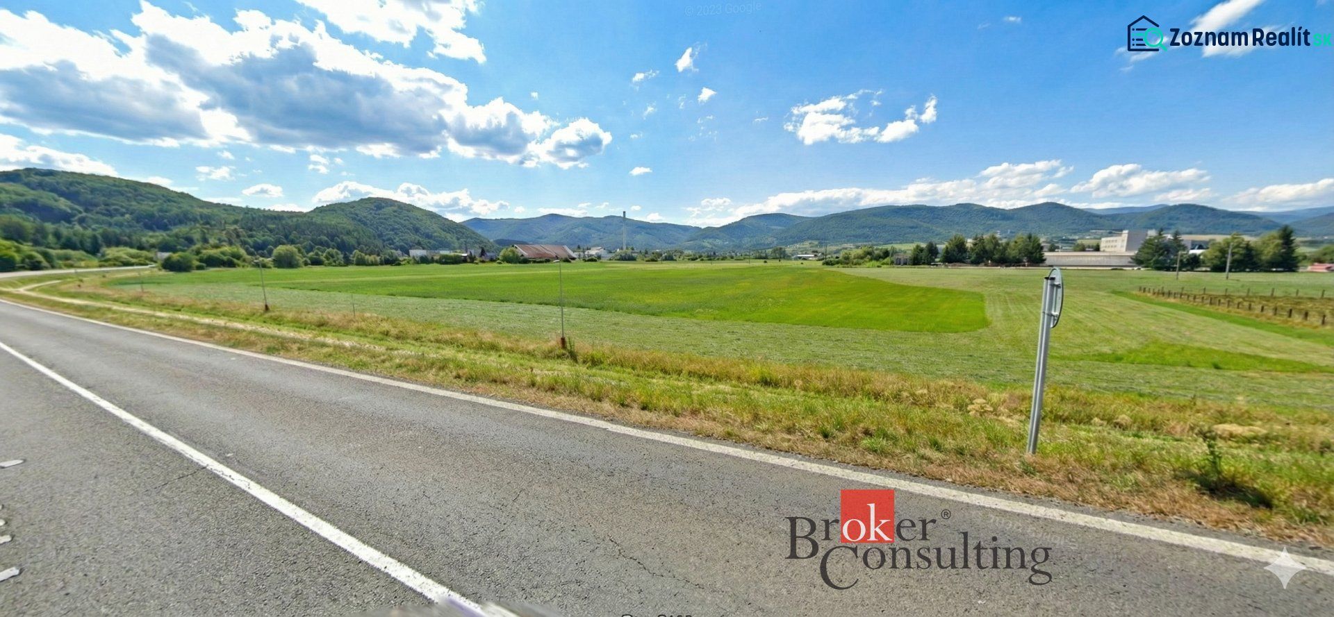 Investičná príležitosť: Komerčný pozemok 8 861 m² s platnou ÚPI v Hlin - Krajina pri Hliníku nad Hronom, Pozemky - komerčné, so zelenými lúkami a horami.