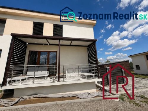 : Moderný rodinný dom Kendice, klimatizácia, garáž