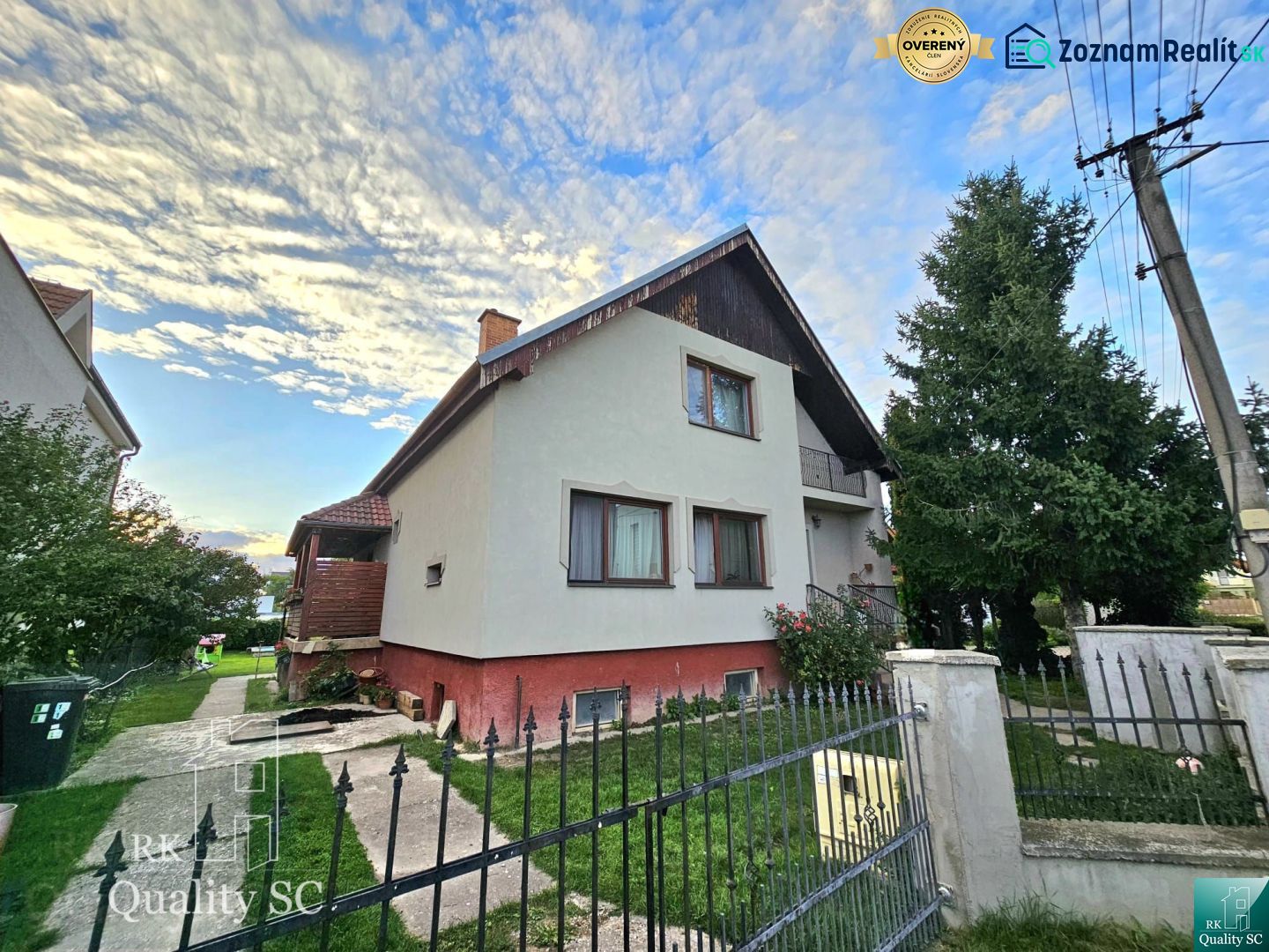 REZERVOVANÉ - NOVÁ CENA - Okr. Senec - TUREŇ - EXKLUZÍVNE NA PREDAJ ro - Rodinný dom na ulici v Tureni s rozľahlou záhradou a betónovým chodníkom.