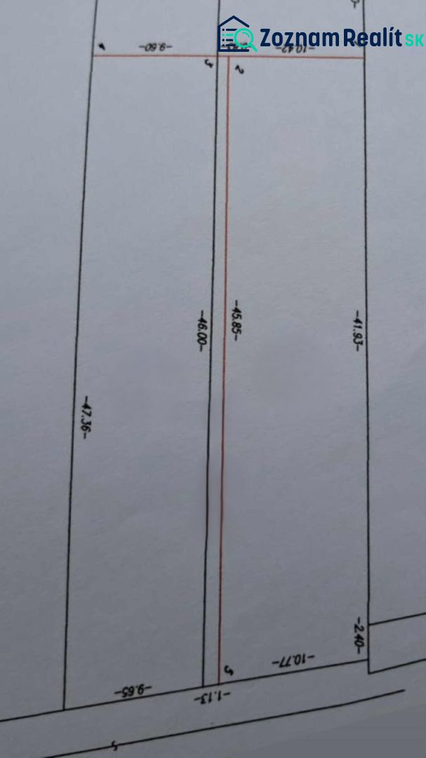 Predám stavebný pozemok v obci Kráľov Brod - Nákres pozemkov na bývanie v Kráľovom Brode s presnými rozmermi hraníc a šírky.