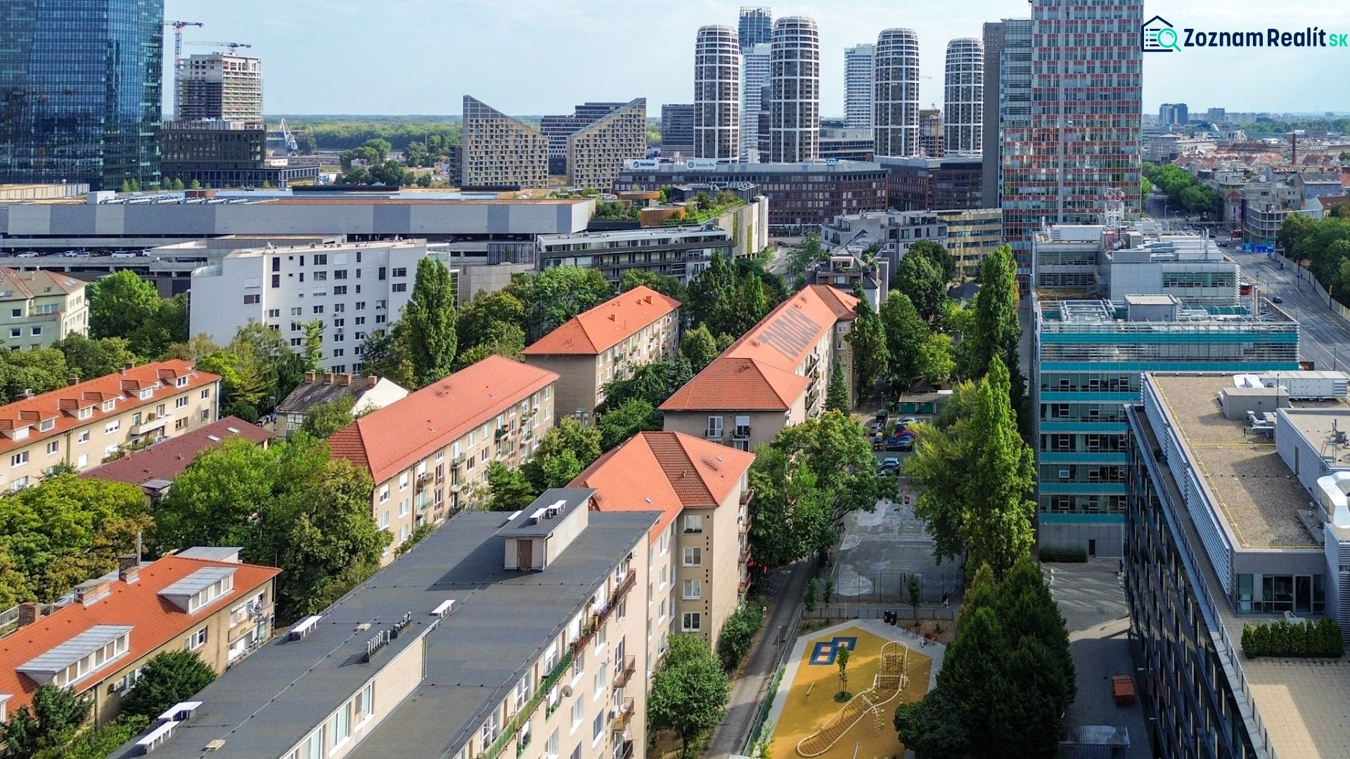 Priestranný 2i byt v obklopení zelene len pár krokov od OC Nivy | 53m²