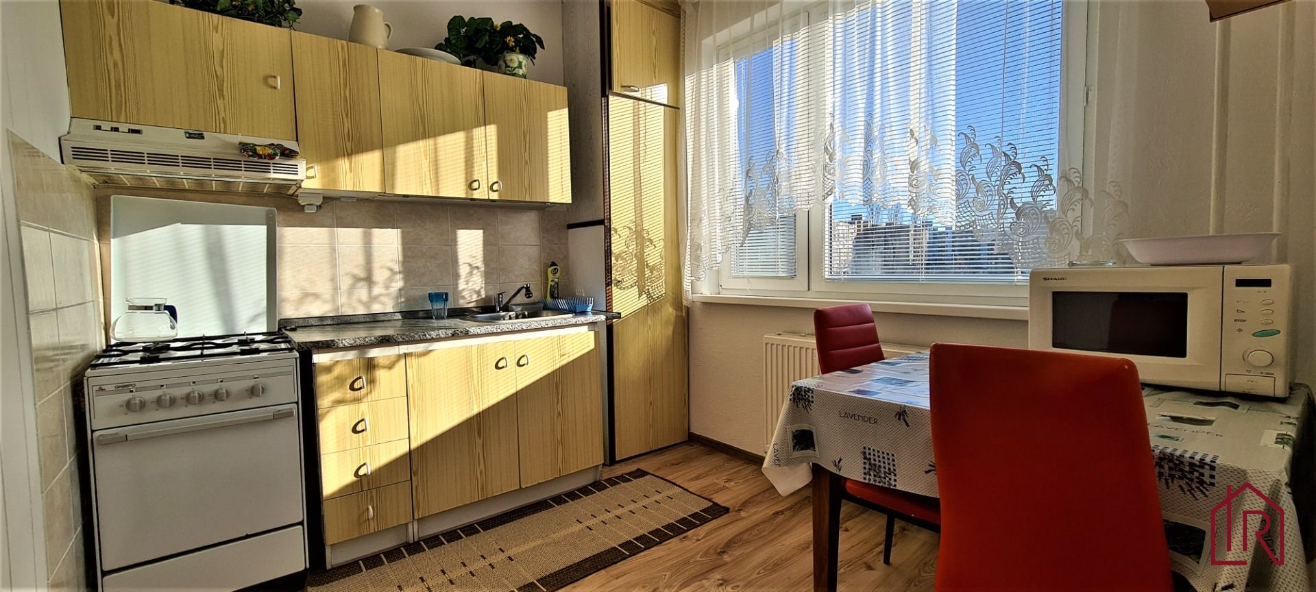 REZERVOVANÝ1i, Atenska, 39m2+loggia,zariadený, Ťahanovce, prenájom – foto 3