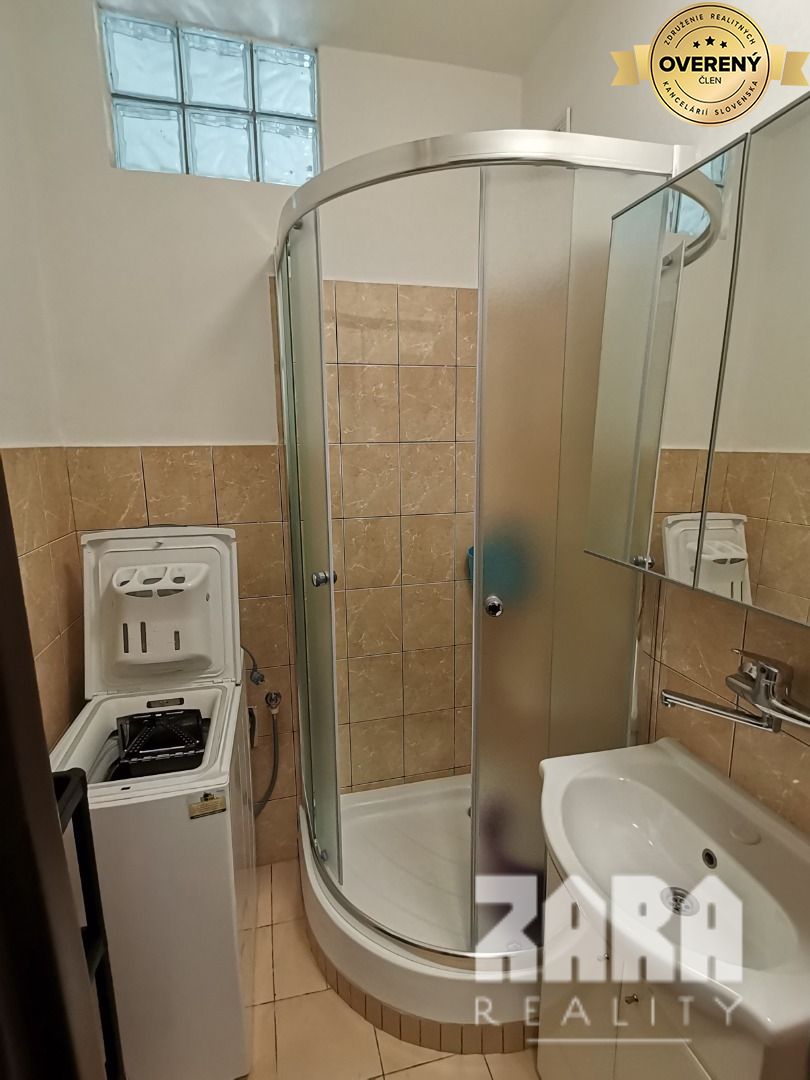 RUŽÍNSKA - 1 izbový byt ul. Ružínska, 28 m², 1/4.posch. KR – foto 3