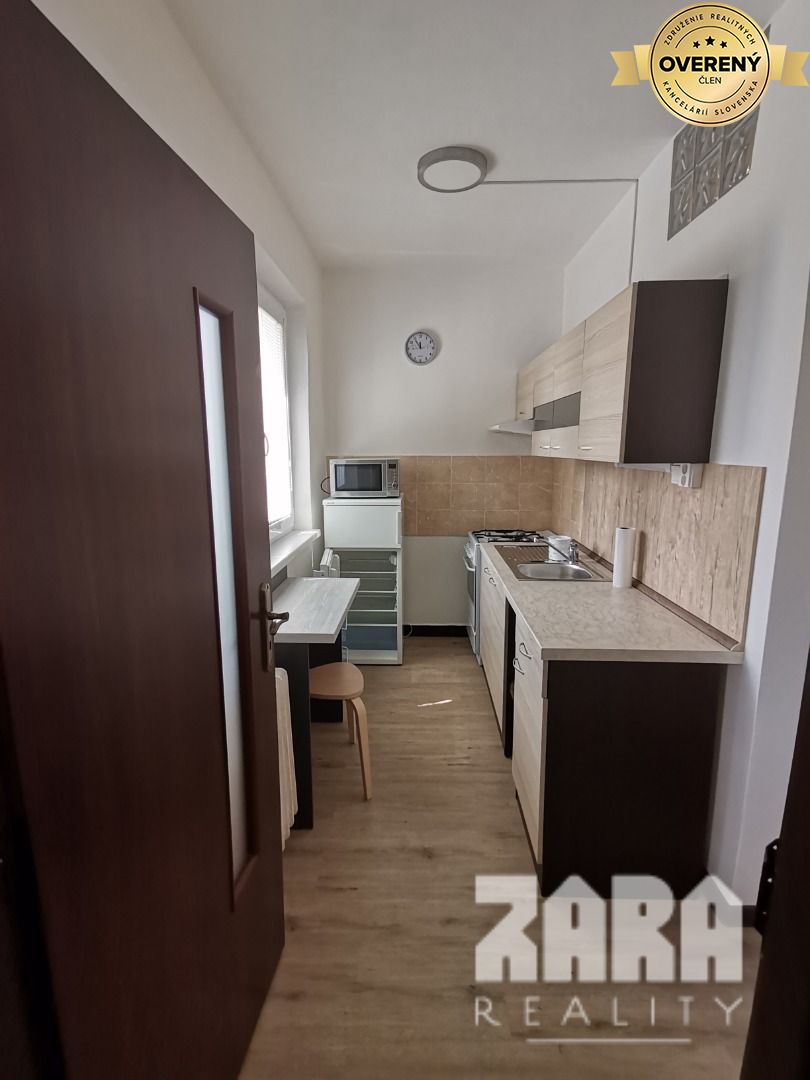 RUŽÍNSKA - 1 izbový byt ul. Ružínska, 28 m², 1/4.posch. KR – foto 6