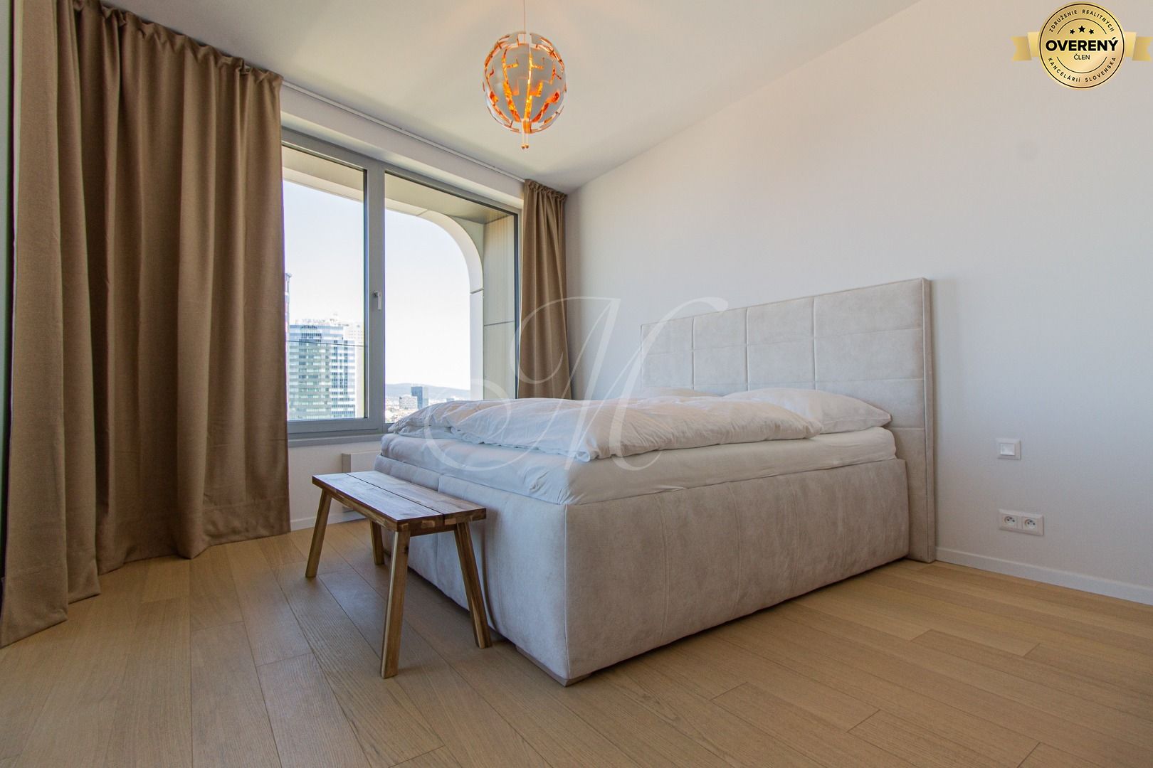 Moderne zariadený 3i byt na prenájom SKYPARK – foto 4