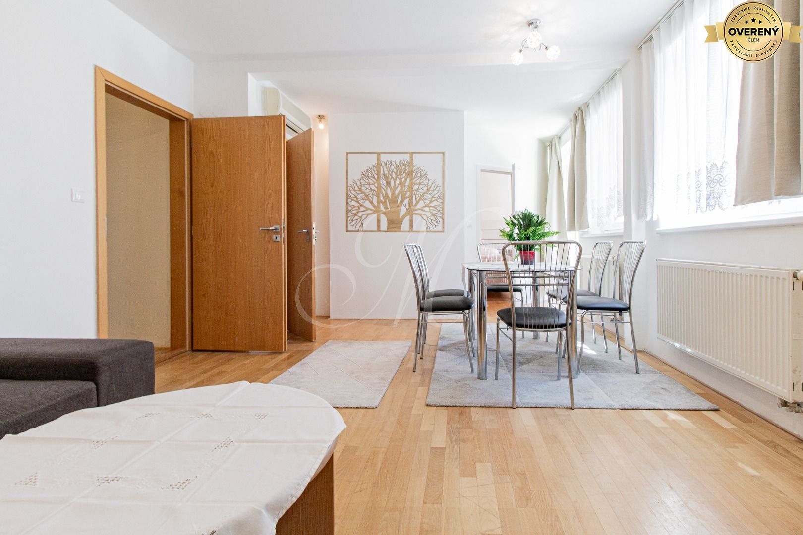 Krásny nadštandardný slnečný 3i byt vo vile – foto 2