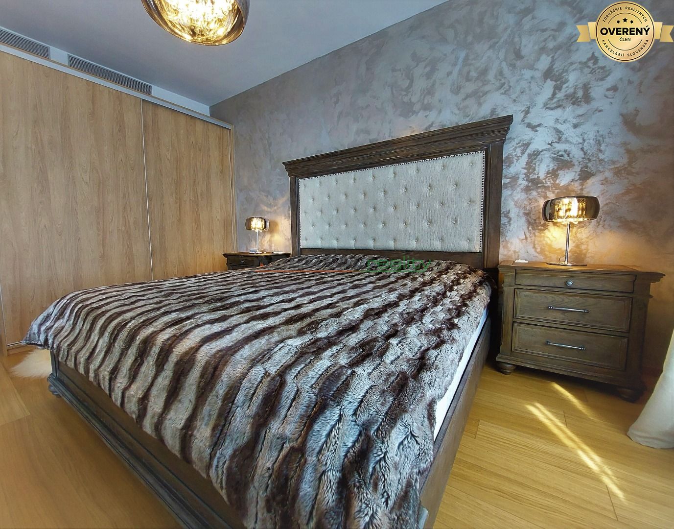 PRENÁJOM- 3i luxusný byt s terasou – SKY PARK – Továrenská, BA – foto 10