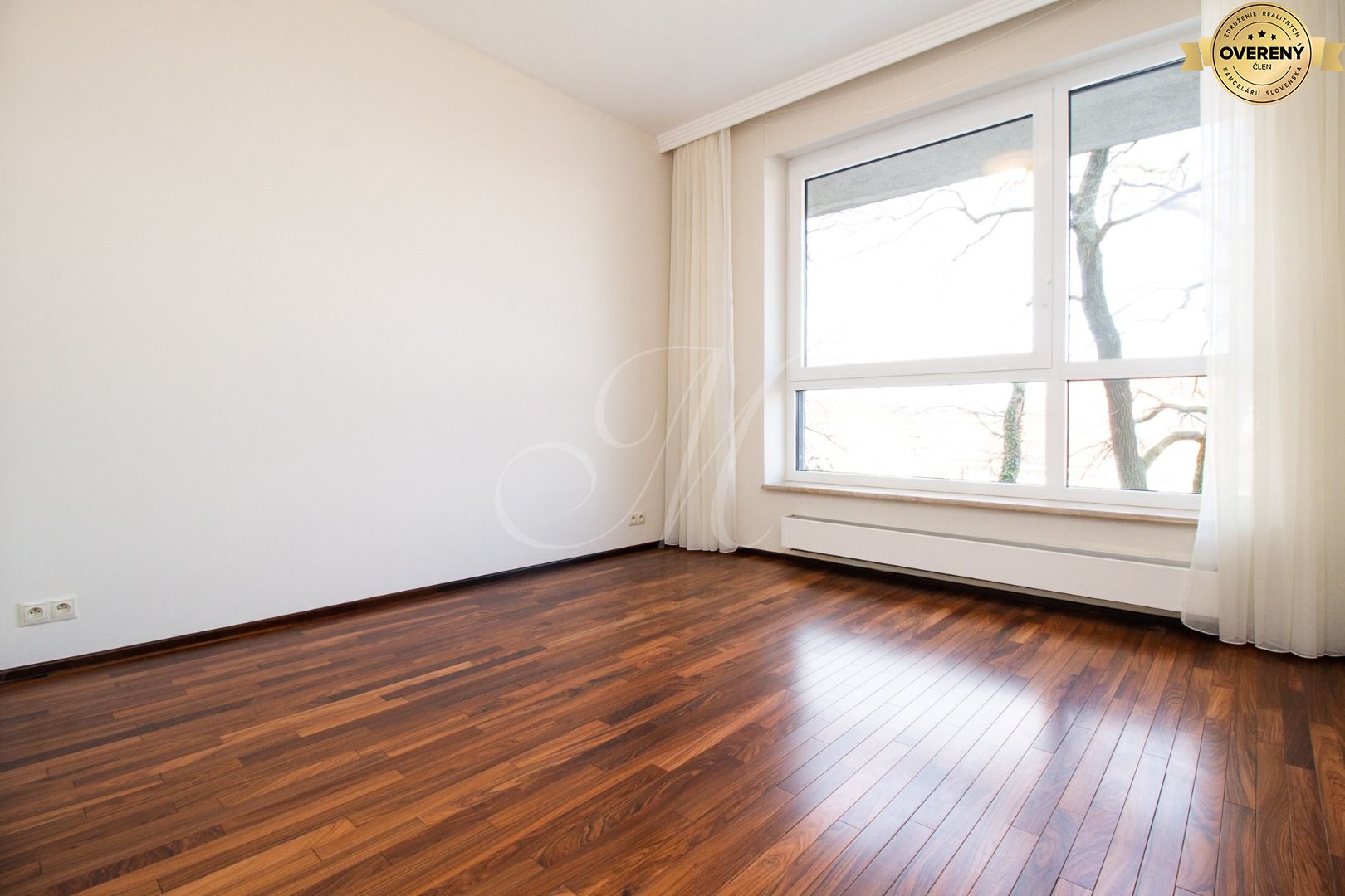 Luxusný 5i byt so záhradou vo vyhľadávanej lokalite – foto 7