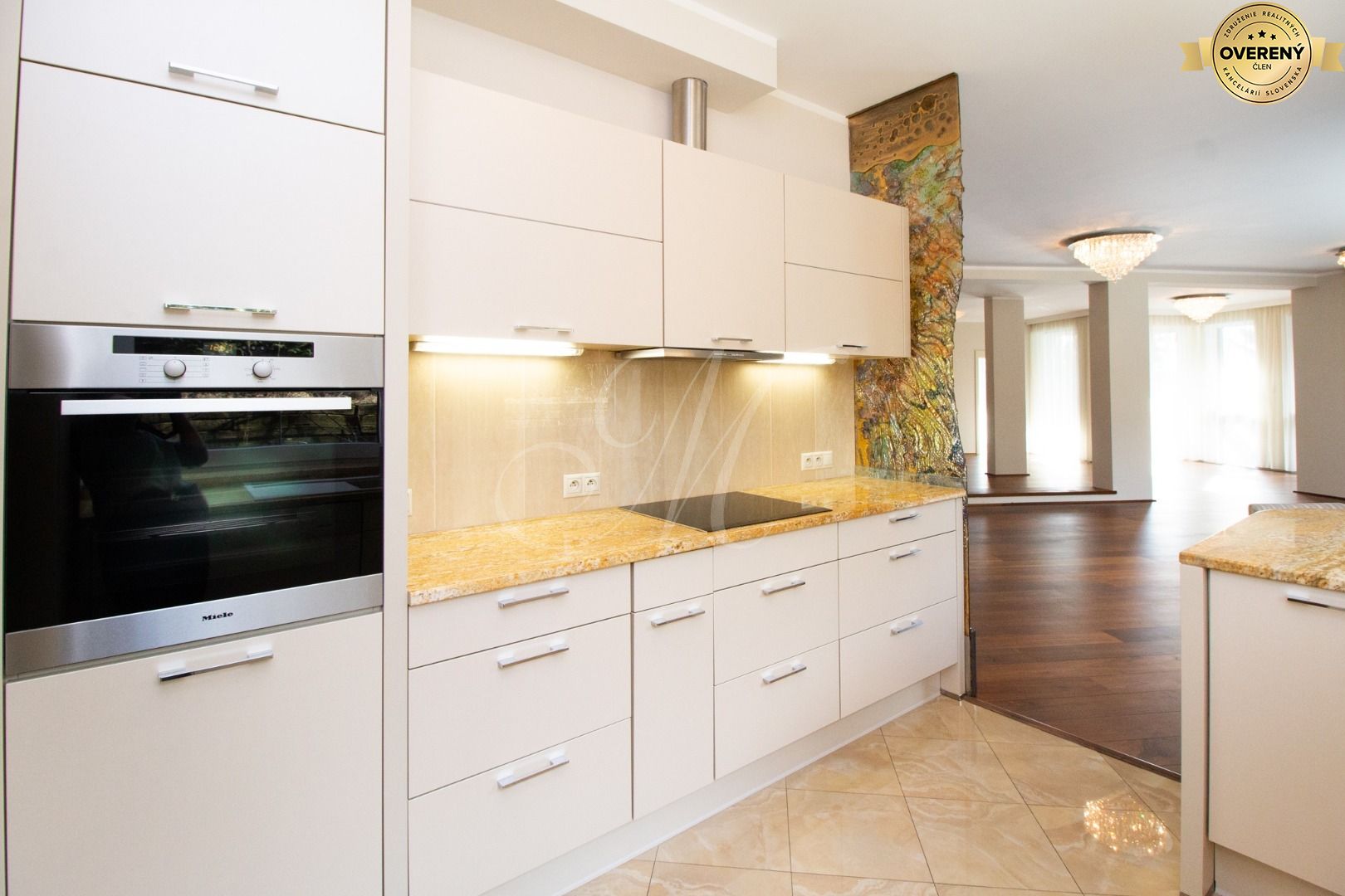 Luxusný 5i byt so záhradou vo vyhľadávanej lokalite – foto 10