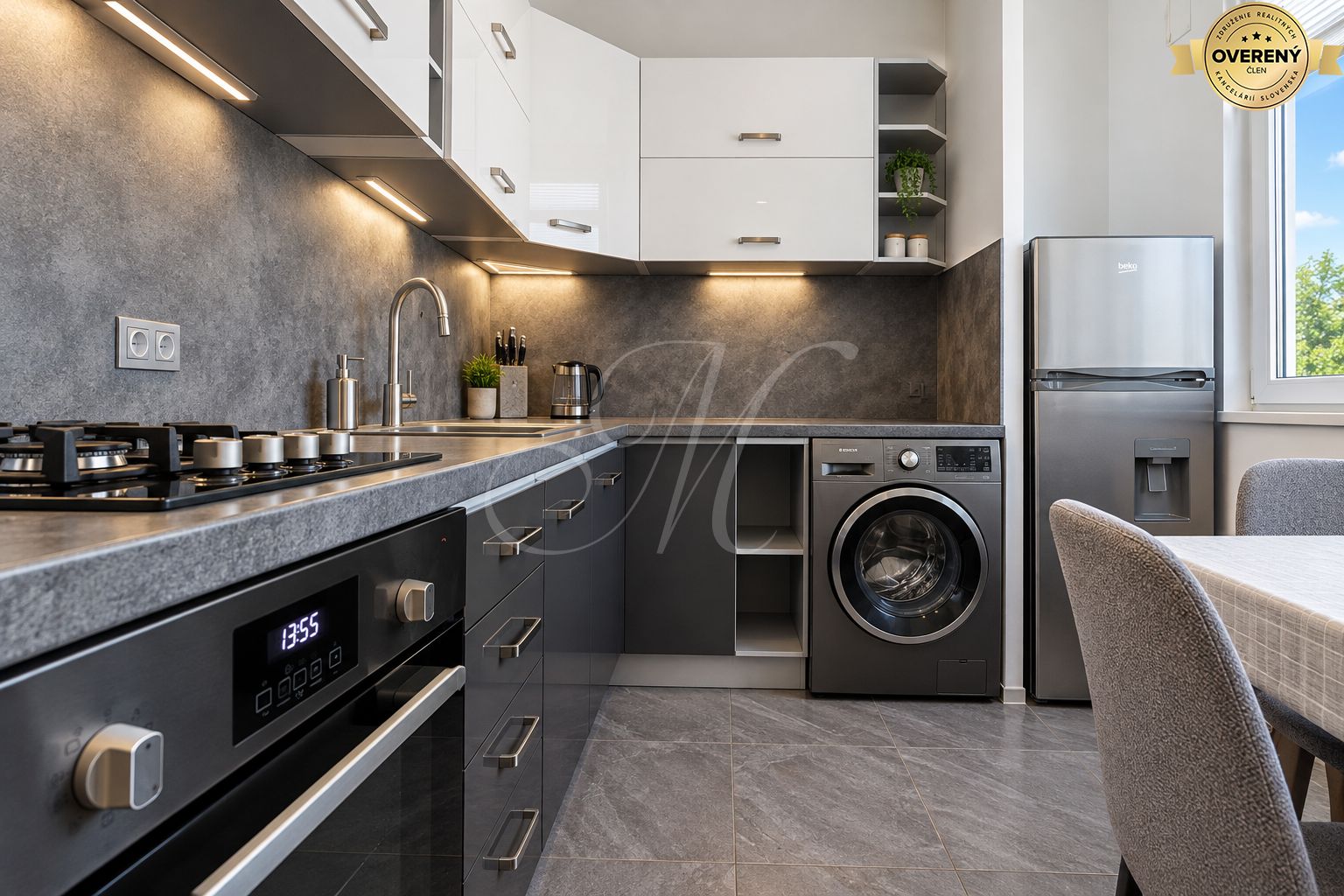 Slnečný 2 izbový byt s lodžiou – foto 4