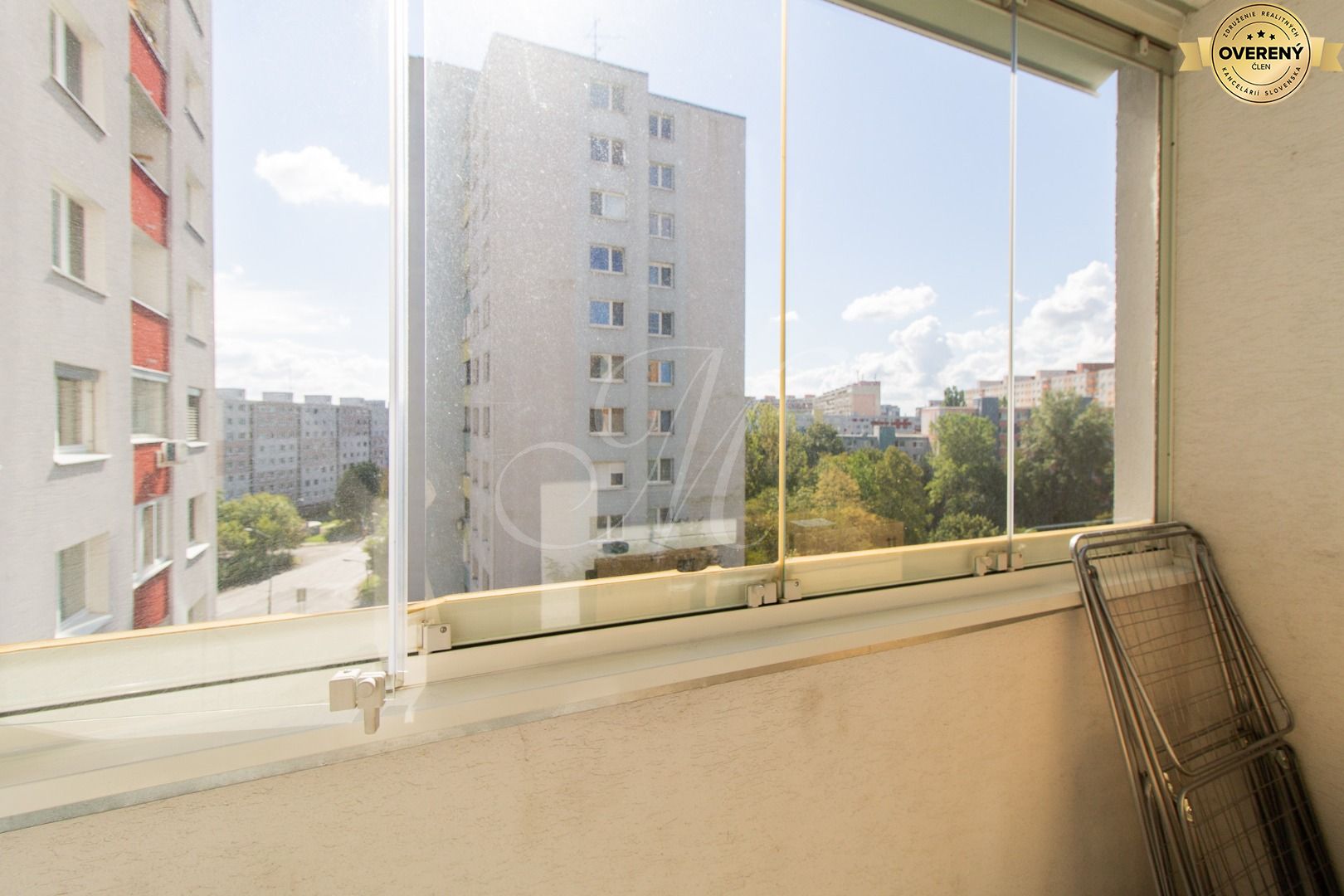Slnečný 2 izbový byt s lodžiou – foto 8