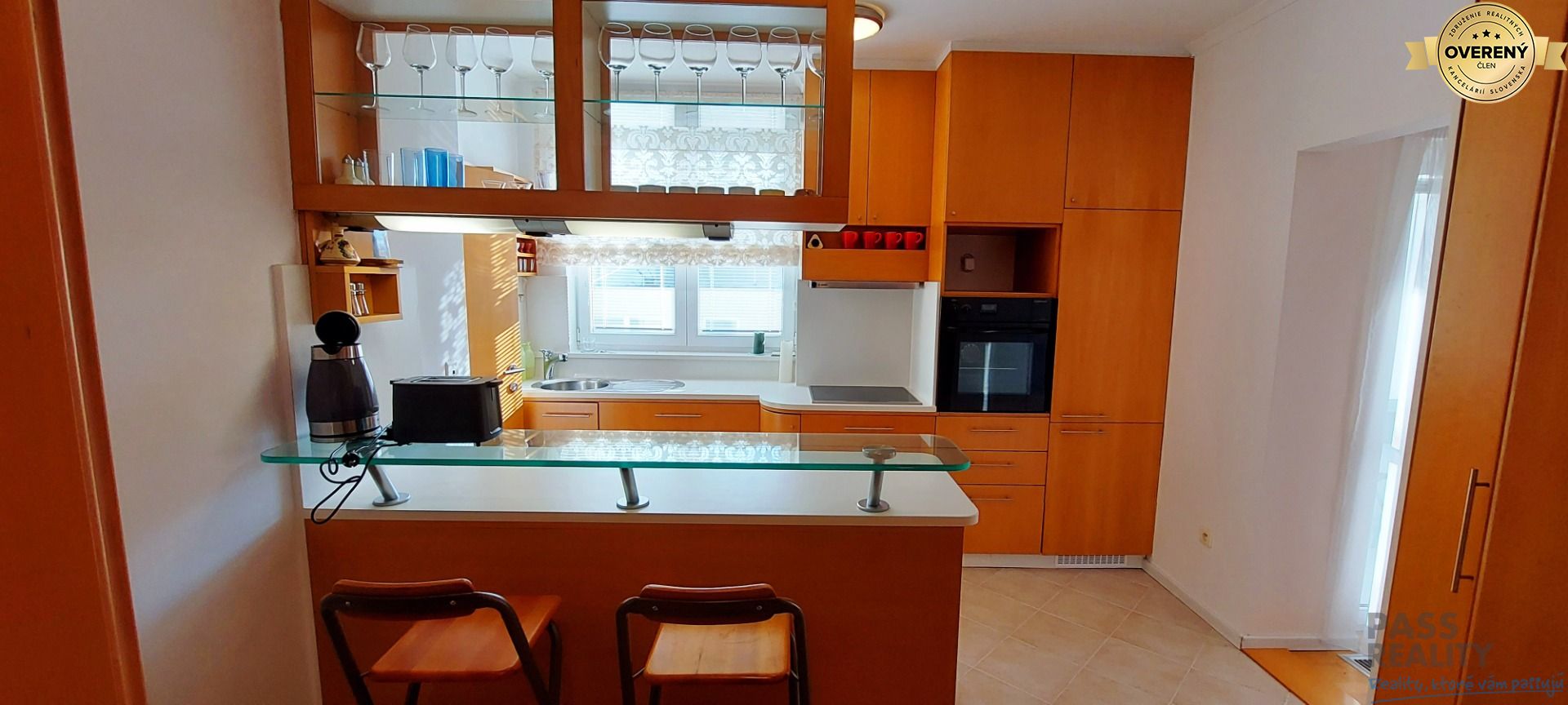 Veľký 3 izbový byt na PRENÁJOM, zariadený, balkón, BA I. - Manderlák – foto 6