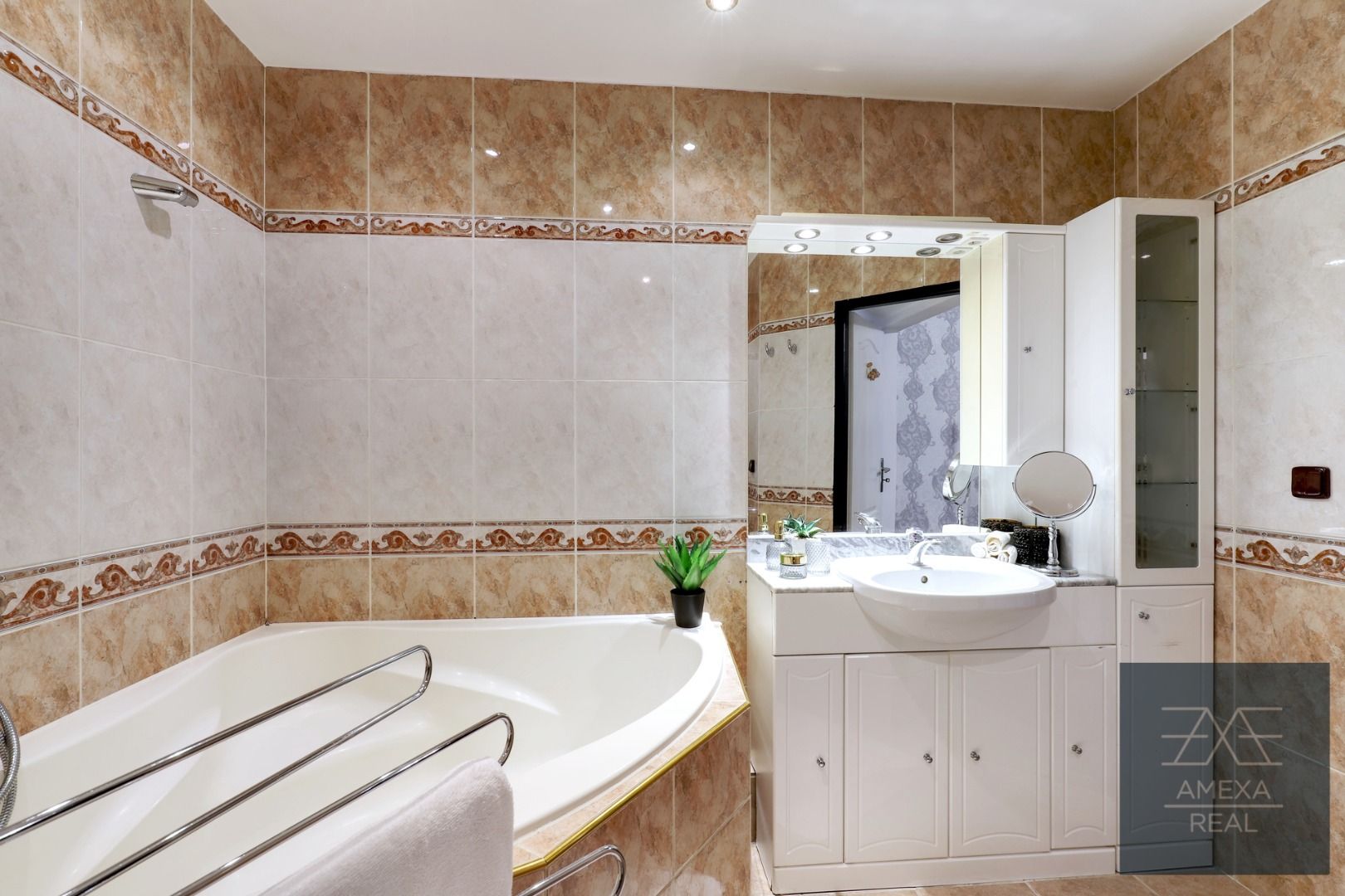 PREDAJ 4-izb. byt, 87 m2, rekonštruovaný, Žehrianska,Petržalka – foto 10