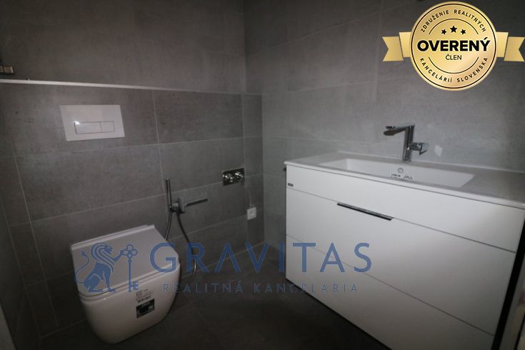 _Prenájom 2‑izb.bytu na Sliačskej ulici – foto 10