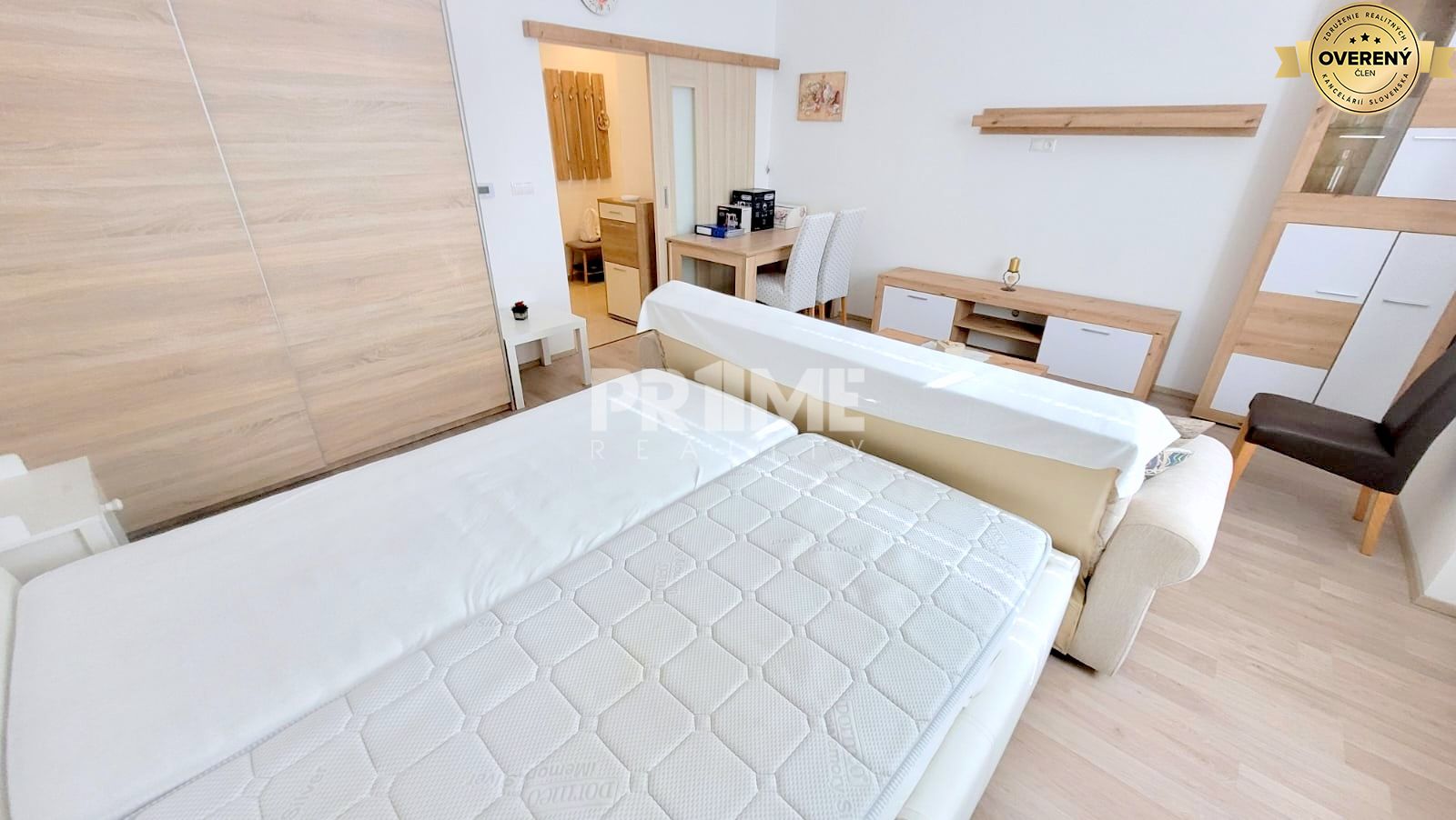 PEKNÝ 2i byt, 2 X SAMOSTATNÁ IZBA, REKONŠTRUKCIA, NIVY, Trenčianska ul – foto 3