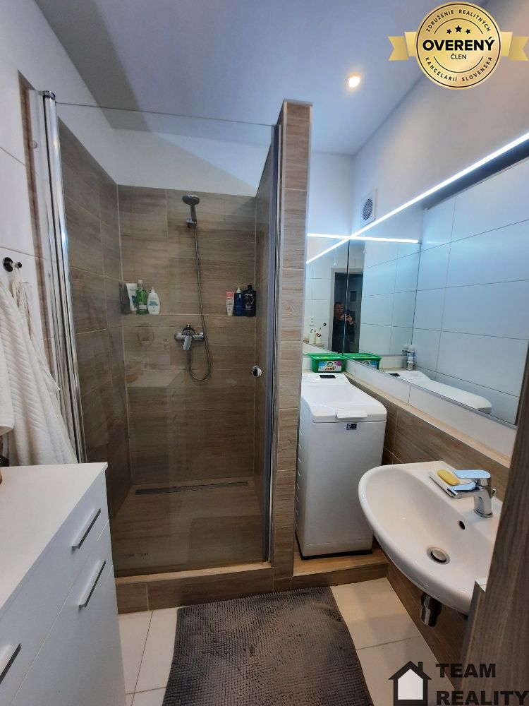 Prenájom novo zrekonštruovaný 1 izb byt BA IV Hlaváčikova ul. – foto 5